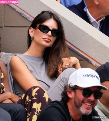 Emily Ratajkowski [ emily-ratajkowski ] - Perfect little Princess 👸🏼 ✨
