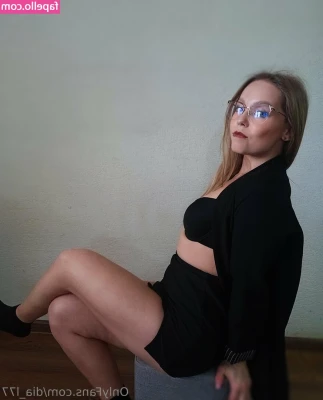 dia_l77 [ dia-l77 ] - wanna see more of what this mouth do? 🤤 ➡️ ➡️ ➡️ 📥