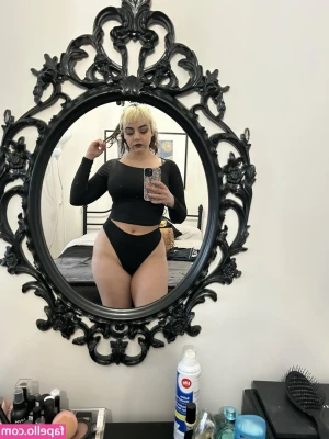 foresaken4skin - ass down or ass up, which one for u ?