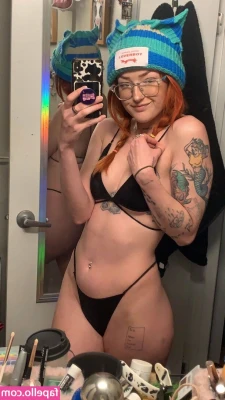 Indoor_wilding [ indoor-wilding ] - 1-100, say how much u wanna be that strawberry on my tits 🥵