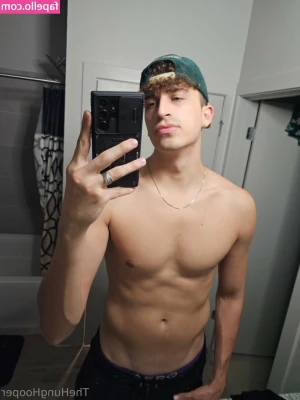 thehunghooper - Who would want to see me reverse cowgirl riding this dildo?💦💦