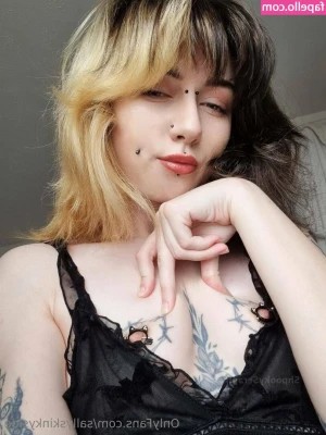 sallyskinkyside - Sunday Mood 🌞