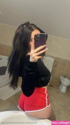 nicole.kylie [ nicole-kylie ] - Des bas collant pret a enlever et me faire lecher