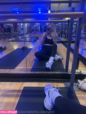exclusivewithhayley - Love is blind, but I'm sure happy you can see me