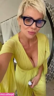 Nadya Basinger [ nadya-basinger ] - Delicious 🍑