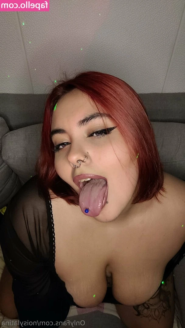 noisylatina - Missing the times I had a full length mirror to film stuff like this
