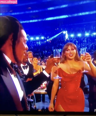 Taylor Swift [ taylor-swift ] - Be aware  i cant ejacuate atm and will not be making ejaculation