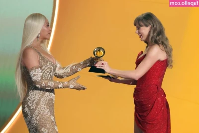 Taylor Swift [ taylor-swift ] - ⚠️CAUTION⚠️ Definitely some of the HOTTEST pictures i’ve