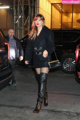 Taylor Swift [ taylor-swift ] - hope daddy wants to spank me?😈 I think I'm one of those who like