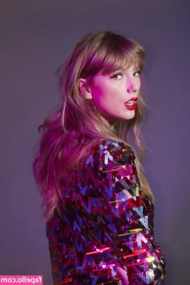 Taylor Swift [ taylor-swift ] - ✨Wagon Wednesday✨Just a lil mid week treat… and maybe a