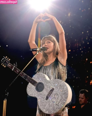 Taylor Swift [ taylor-swift ] - Wanna see the whole video   tip  30 under this post if your new or