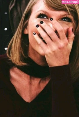 Taylor Swift [ taylor-swift ] - 12.14.20 - We did EVERYTHING in this video! I was reading a book to