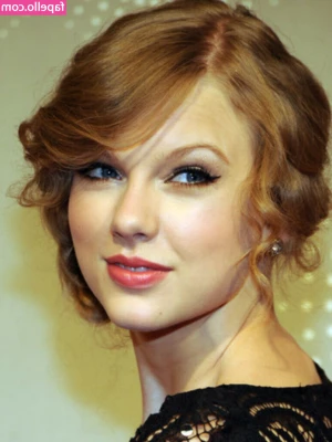 Taylor Swift [ taylor-swift ] - Hii your fave office slut is back and hornier than ever 😈