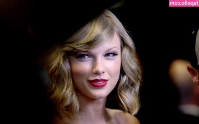 Taylor Swift [ taylor-swift ] - Who wants to replace my pillow part 1