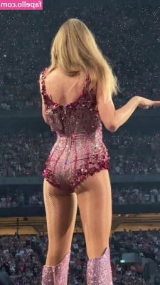 Taylor Swift [ taylor-swift ] - photo dump