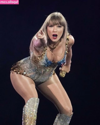 Taylor Swift [ taylor-swift ] - Open me DM and start play 🥰