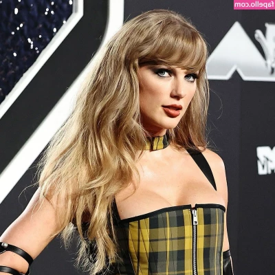 Taylor Swift [ taylor-swift ] - 🥴so would u accept my invitation?