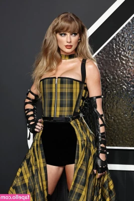 Taylor Swift [ taylor-swift ] - Ｉ ｌｏｖｅ ａｎａｌ ｐｌａｙ 🍑
