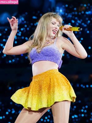 Taylor Swift [ taylor-swift ] - In my shower 🚿