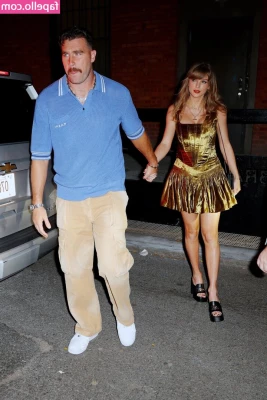 Taylor Swift [ taylor-swift ] - My VIPs are getting SPOILED tonighttttt