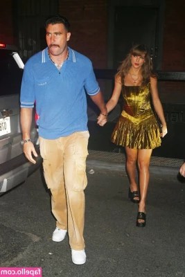 Taylor Swift [ taylor-swift ] - What if I told you things might be getting a little spicier around