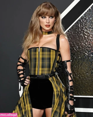 Taylor Swift [ taylor-swift ] - Día de playa part 1