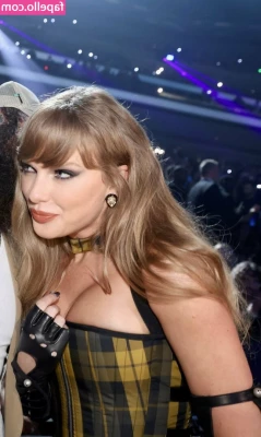 Taylor Swift [ taylor-swift ] - Morning just a little bit nasty today