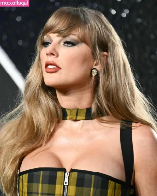 Taylor Swift [ taylor-swift ] - trying to cope
