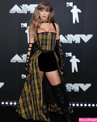 Taylor Swift [ taylor-swift ] - Tell me how you like it and I promise I’ll make you cum just how