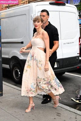 Taylor Swift [ taylor-swift ] - Do you like the view part 2