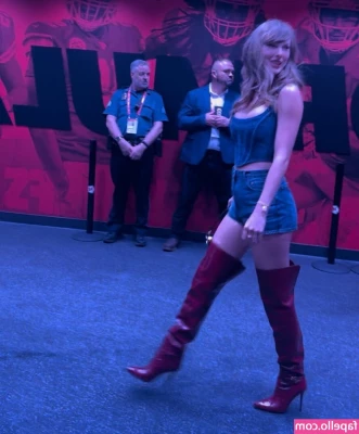 Taylor Swift [ taylor-swift ] - I love making custom content for you babe part 1