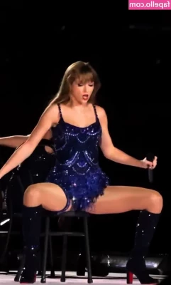 Taylor Swift [ taylor-swift ] - Mixed matched socks are my favorite thing.