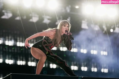 Taylor Swift [ taylor-swift ] - Happy Tuesday   I need some attention  Any takers