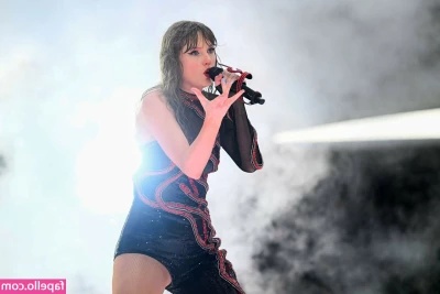 Taylor Swift [ taylor-swift ] - What do u think could I be ur prom date part 1