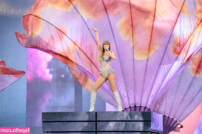 Taylor Swift [ taylor-swift ] - I always post fan unboxing here   makes me so happy to get mail I part 1