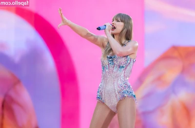 Taylor Swift [ taylor-swift ] - Black Panther part 1
