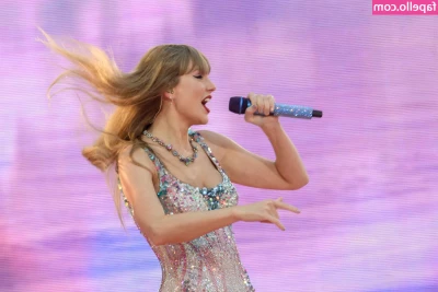 Taylor Swift [ taylor-swift ] - Here's the clip of me cumming from tonight's show ;P