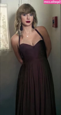 Taylor Swift [ taylor-swift ] - Do you want to see this video with  @mandymayxtuber and @lananoccioli