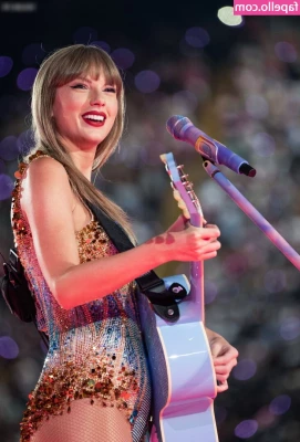 Taylor Swift [ taylor-swift ] - Ok wow this was kinda overwhelming but thank you all on this awesome part 1