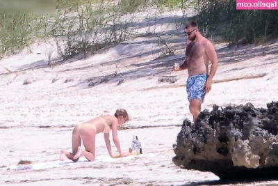 Taylor Swift [ taylor-swift ] - One with the nature   will you join me baby  Let me know in DM
