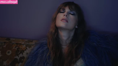 Taylor Swift [ taylor-swift ] - I'm about to release a new sextape!! 💦 my first anal scene and she