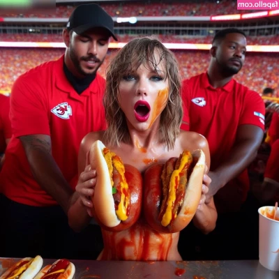 Taylor Swift [ taylor-swift ] - DO YOU LIKE HAIRY ARMPITS  MINE ARE IN THEIR HAIRIEST VERSION NOW  So
