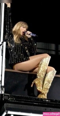 Taylor Swift [ taylor-swift ] - Wish your hands were all over me too  Hope you enjoy this