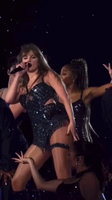 Taylor Swift [ taylor-swift ] - Tip to see full pic  thanks