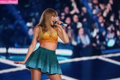 Taylor Swift [ taylor-swift ] - I give y all all these full videos no PPV and yall don t even wanna