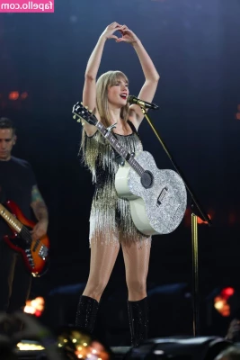 Taylor Swift [ taylor-swift ] - It's confirmed! Our first blowbang of 2021 will be held with the