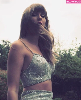 Taylor Swift [ taylor-swift ] - Looking for someone to spank me  I ll be good  maybe