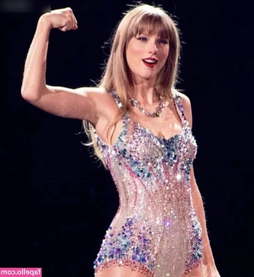 Taylor Swift [ taylor-swift ] - 🖤Black and white🤍