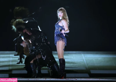 Taylor Swift [ taylor-swift ] - Ma domani arrivano i video del finale.. 😎😎💯💯