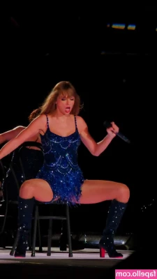 Taylor Swift [ taylor-swift ] - Come join me while I do my whole topless morning routine shaking my